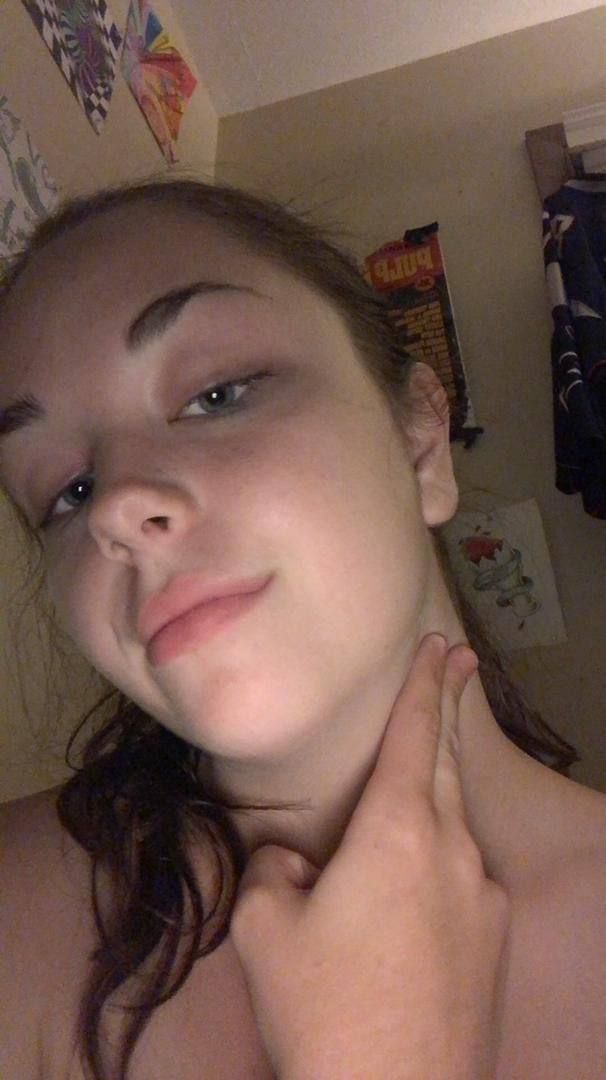 Available now for Meet Up and Full Body Massage with a happy ending & FT Shows Content Sales🍆 TELEGRAM-@debbiemassage19909 - Image 3